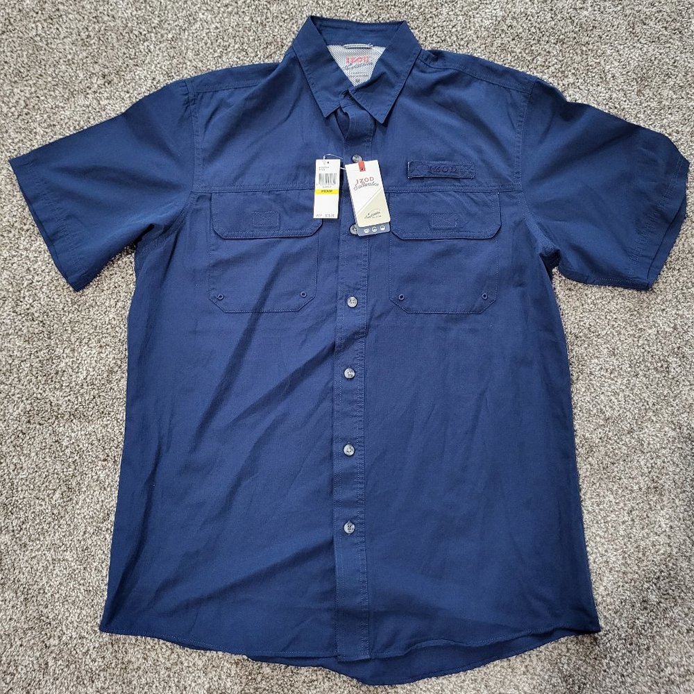 NWT - Men's Izod Short Sleeve Button-up (Medium)